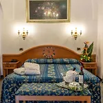 Santa Prisca Hotel