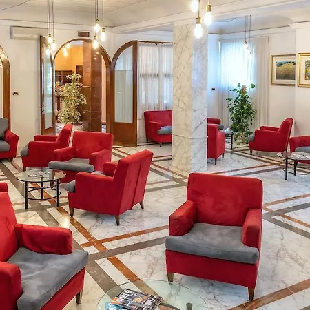 Hotell Santa Prisca 2*