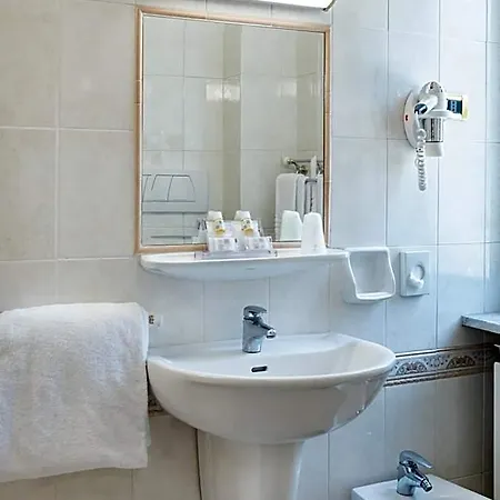 Otel Santa Prisca Roma